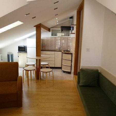 Apartment Marija Тисно Экстерьер фото
